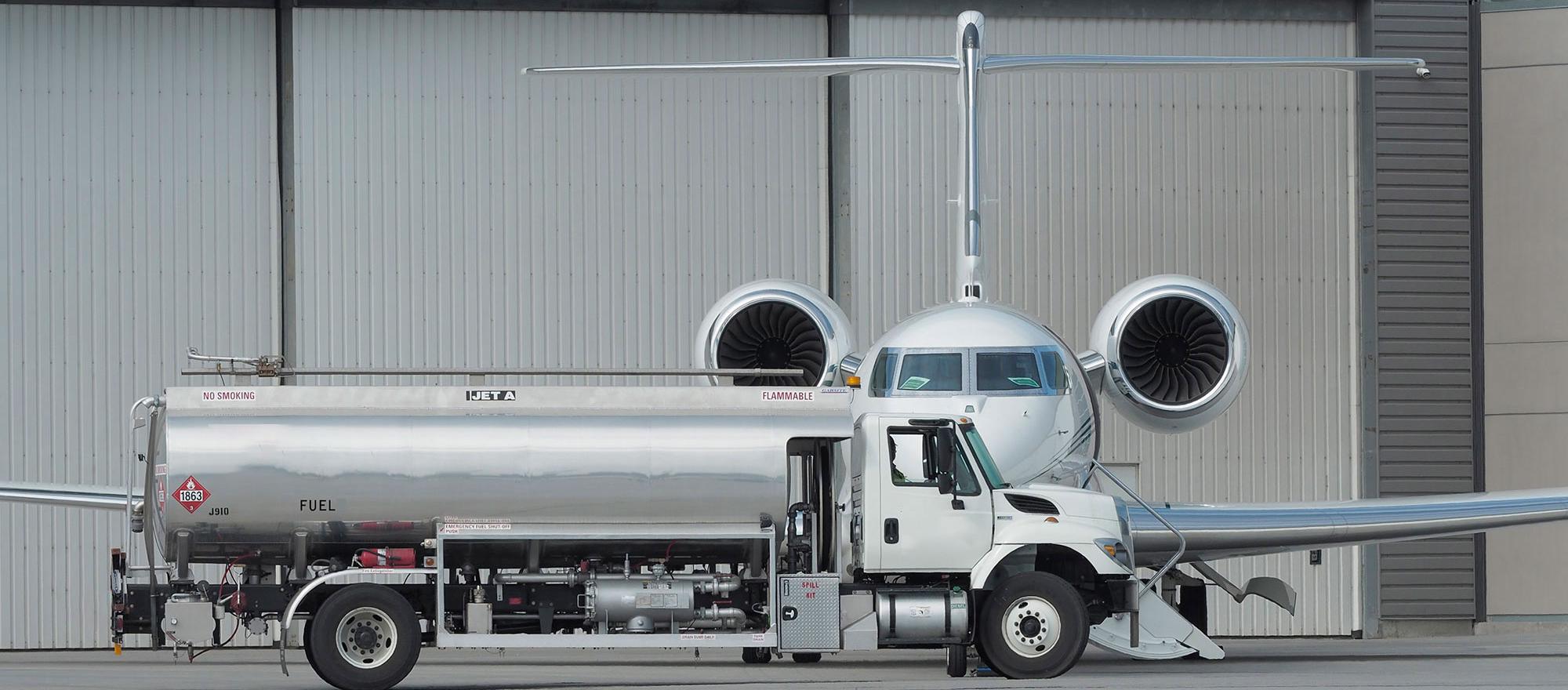 Fueling a bizjet